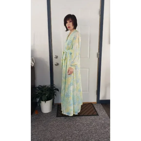70s Green, Yellow, and Blue Floral Robe and Nightgown Set - Picture 4 of 6